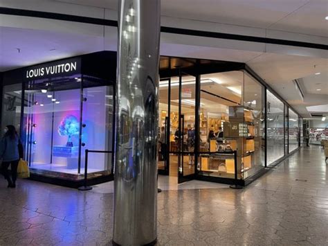 louis vuitton westfarms mall ct|louis vuitton westfarms ct.